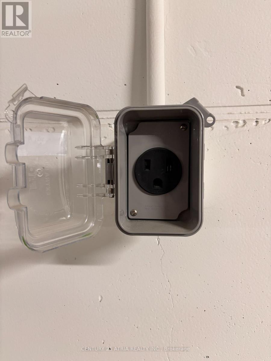 1611 - 27 Mcmahon Drive, Toronto, Ontario  M2K 0J2 - Photo 36 - C12725290