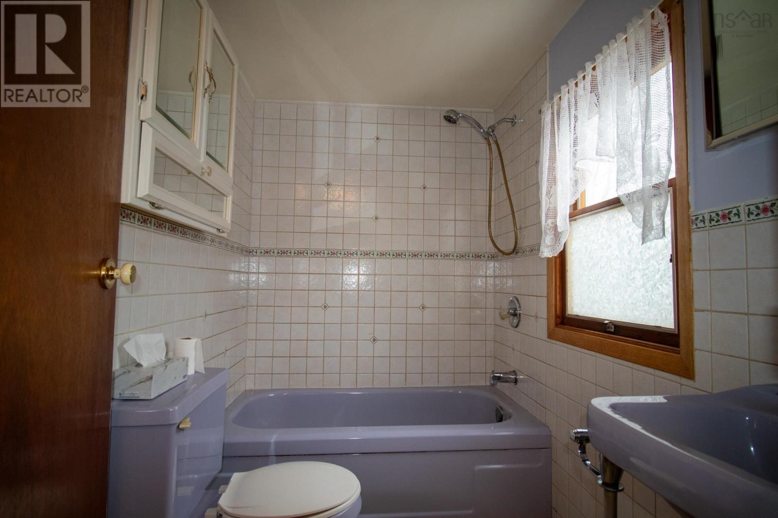 11 Mill Road, Mount Uniacke, Nova Scotia  B0N 1Z0 - Photo 11 - 202601521