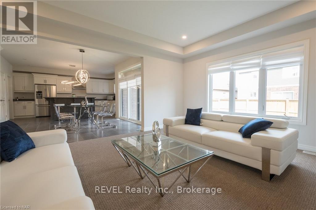 359 Silverwood Avenue, Welland, Ontario  L3C 0C6 - Photo 13 - X12731504