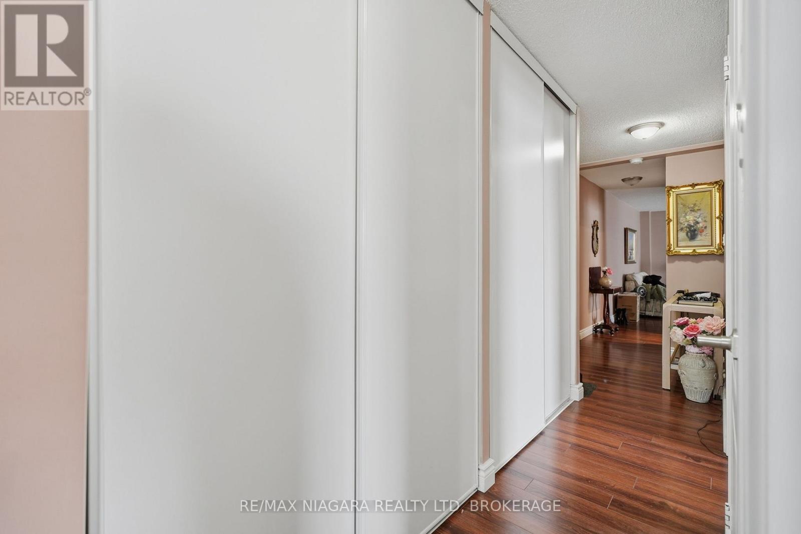 601 - 6390 Huggins Street, Niagara Falls (Stamford), Ontario  L2J 1H1 - Photo 18 - X12731554