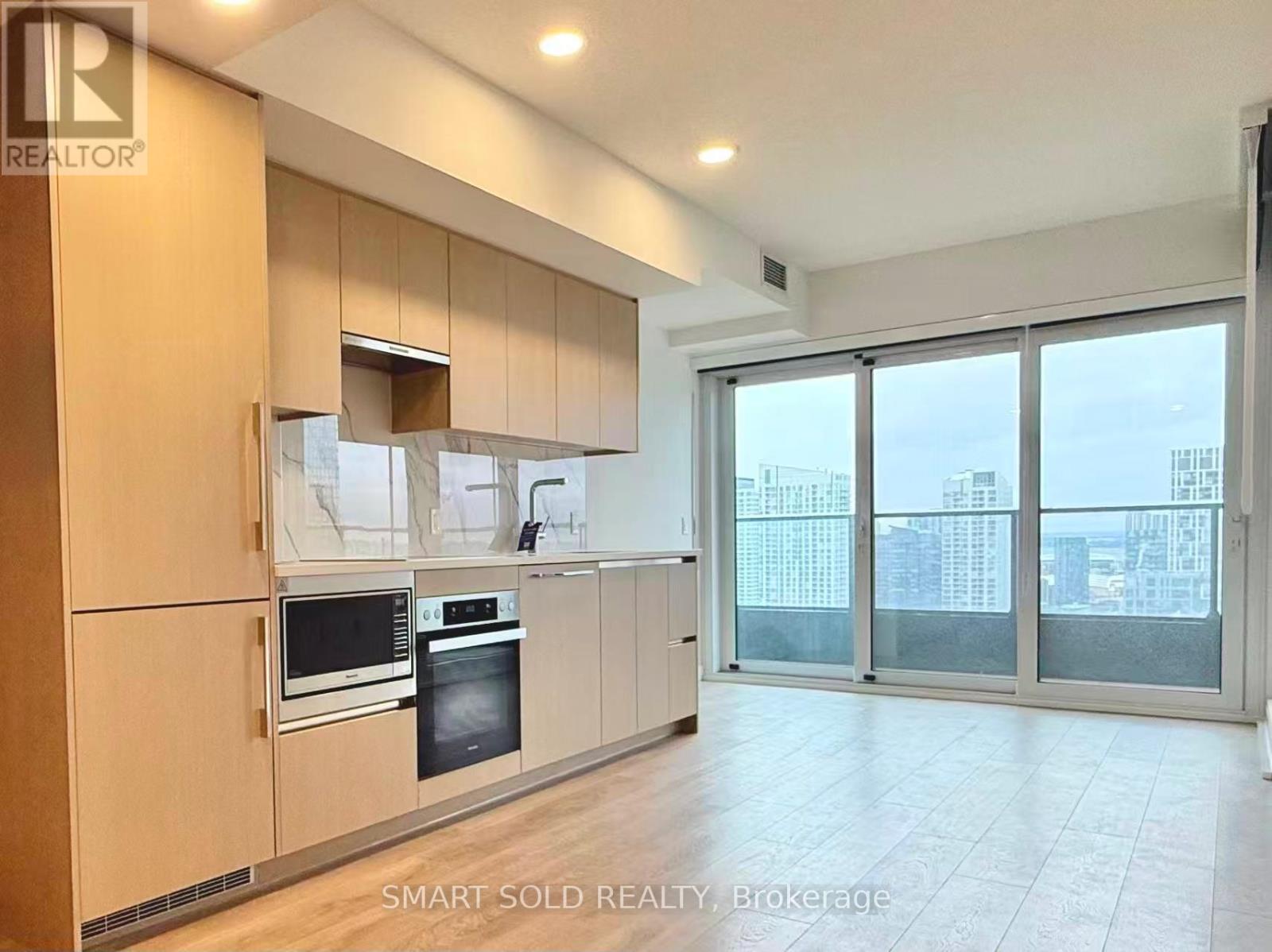 3202 - 3 Concord Cityplace Way, Toronto, Ontario  M5V 0X4 - Photo 3 - C12731484