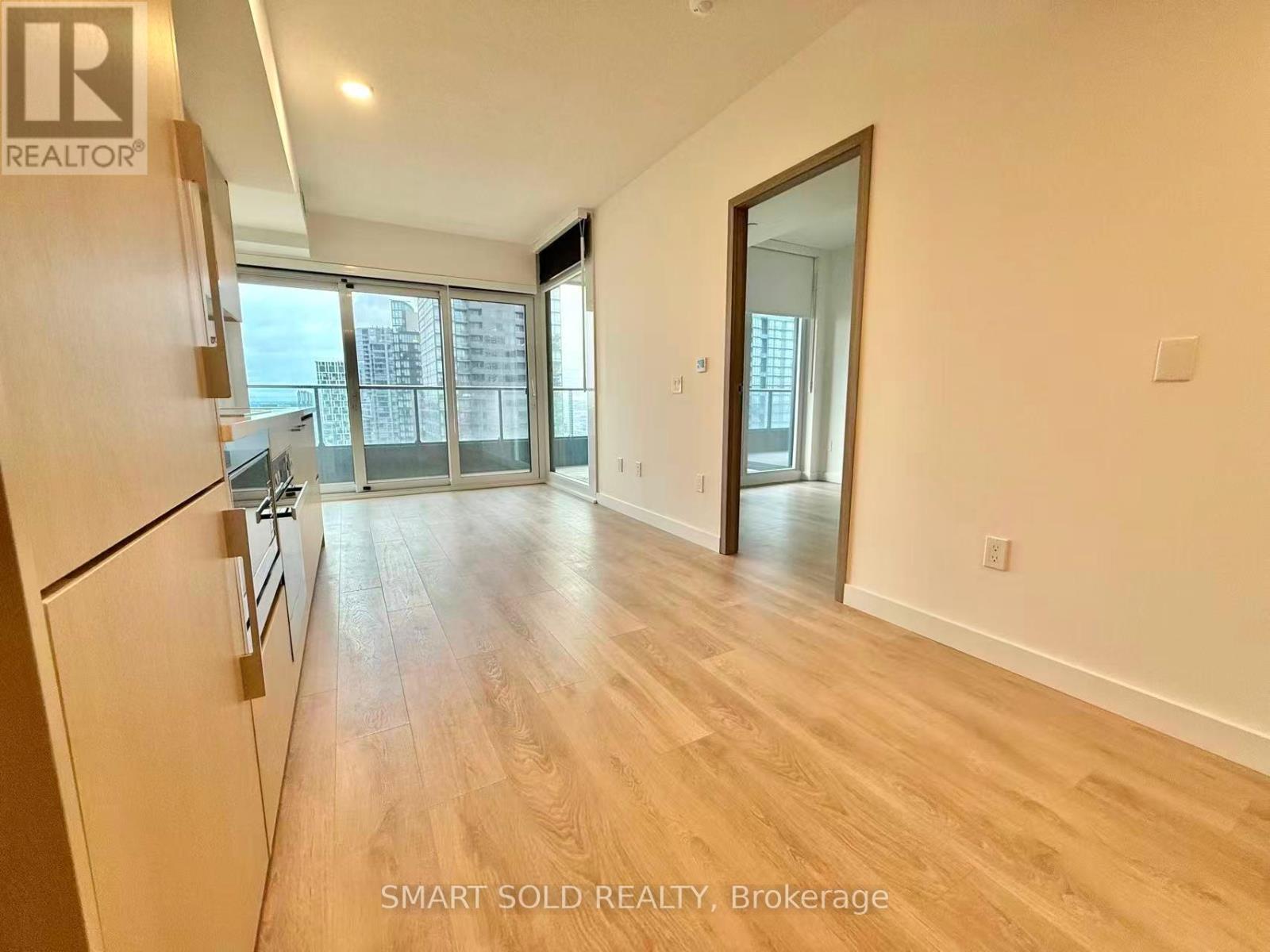 3202 - 3 Concord Cityplace Way, Toronto, Ontario  M5V 0X4 - Photo 4 - C12731484