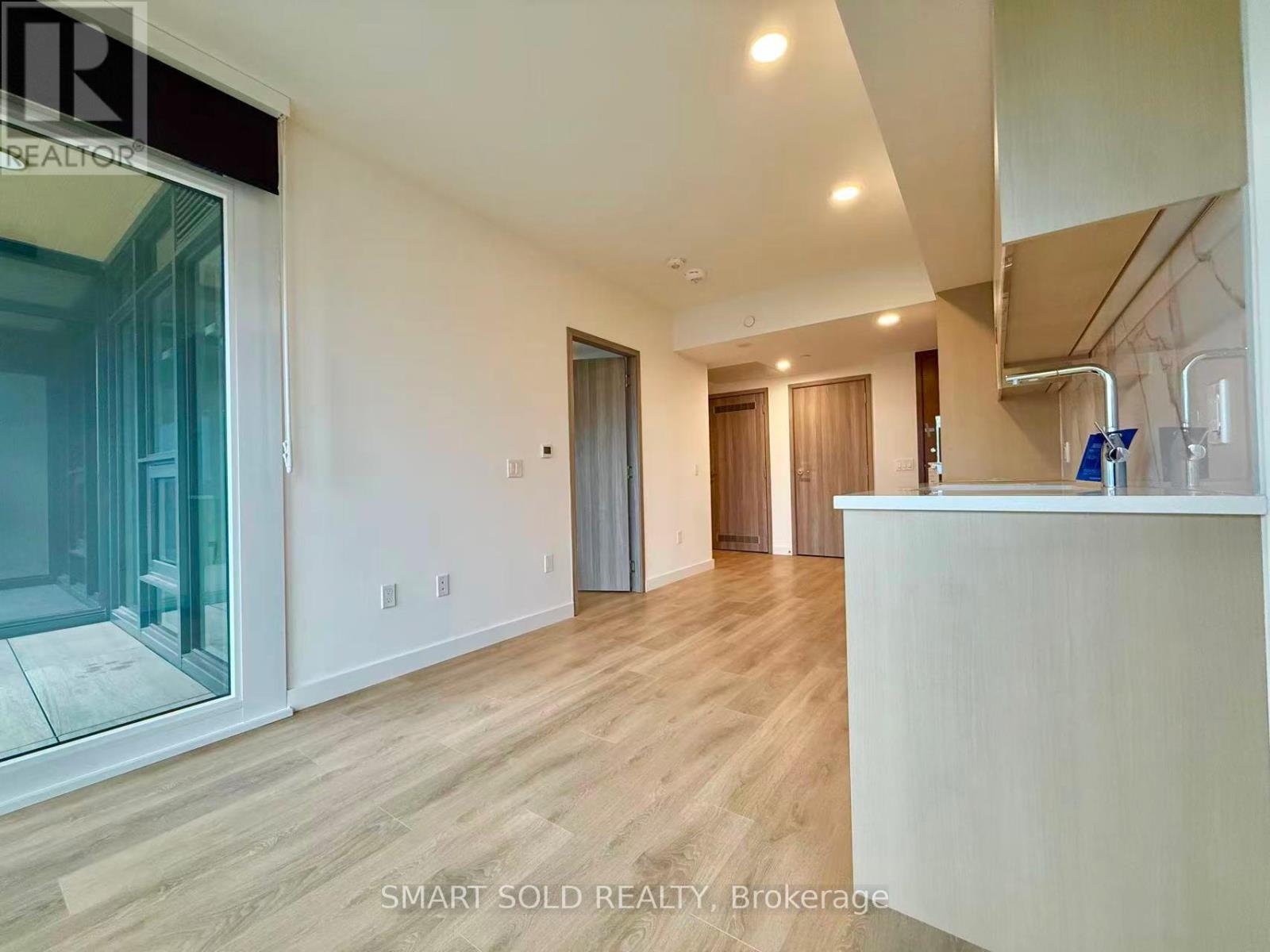 3202 - 3 Concord Cityplace Way, Toronto, Ontario  M5V 0X4 - Photo 5 - C12731484