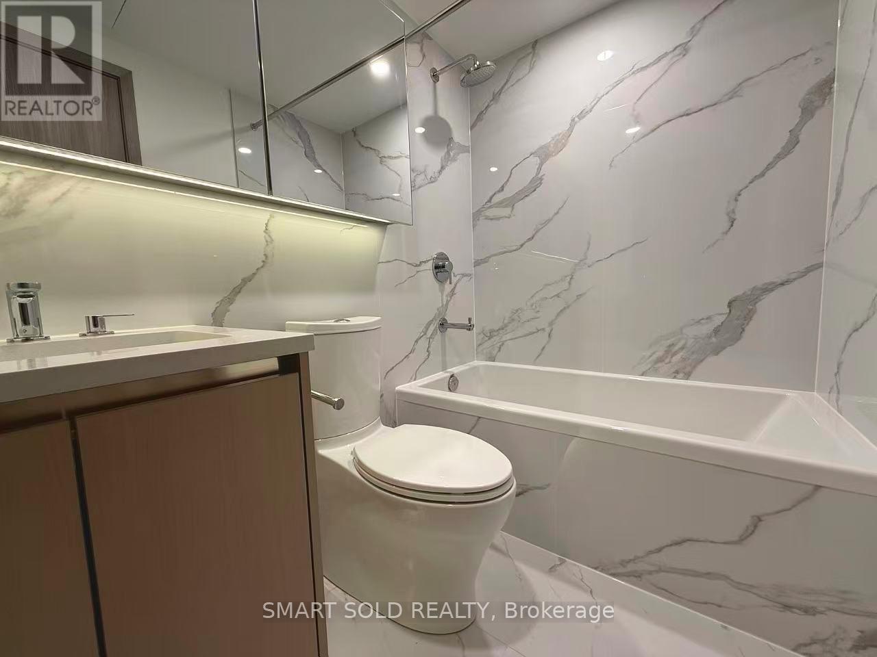 3202 - 3 Concord Cityplace Way, Toronto, Ontario  M5V 0X4 - Photo 7 - C12731484