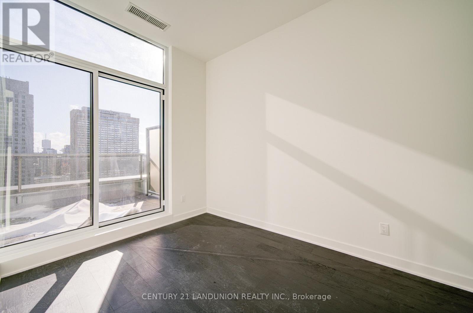 3007 - 11 Yorkville Avenue, Toronto, Ontario  M4W 0B7 - Photo 11 - C12731498