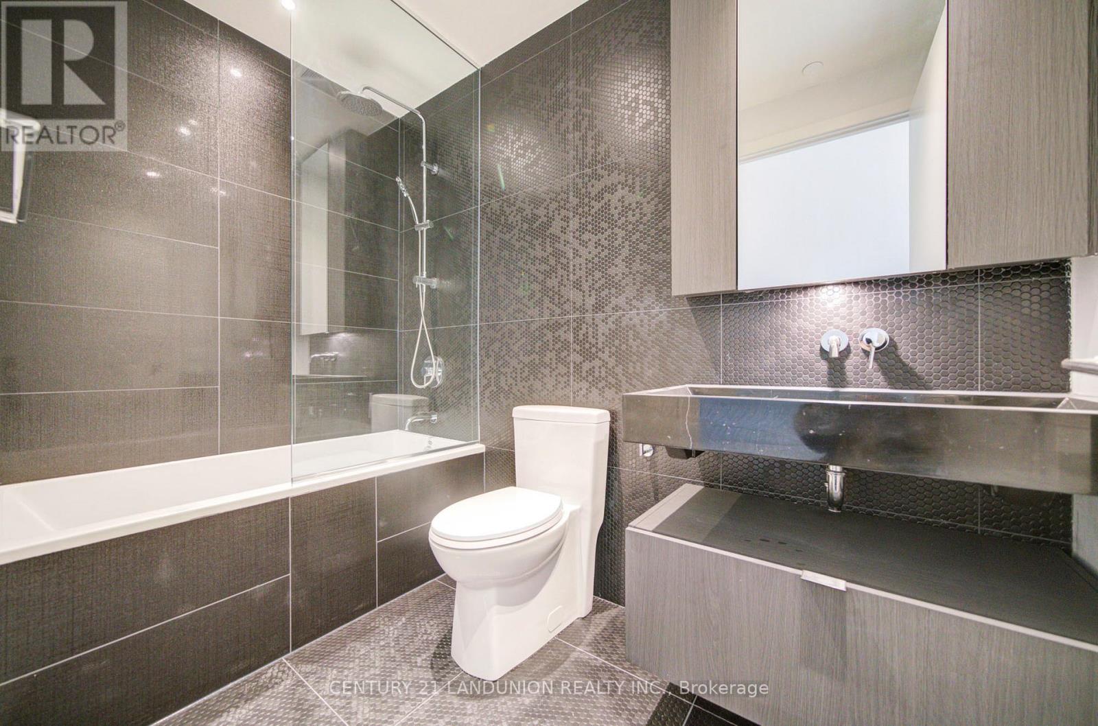 3007 - 11 Yorkville Avenue, Toronto, Ontario  M4W 0B7 - Photo 12 - C12731498
