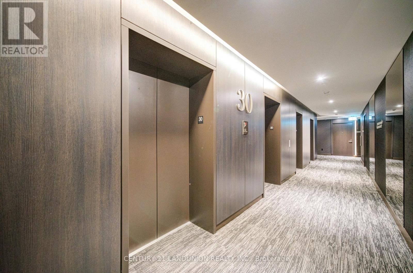 3007 - 11 Yorkville Avenue, Toronto, Ontario  M4W 0B7 - Photo 4 - C12731498