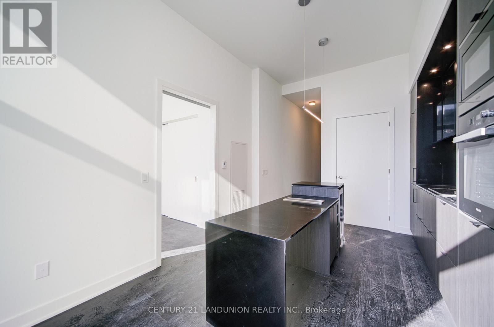 3007 - 11 Yorkville Avenue, Toronto, Ontario  M4W 0B7 - Photo 7 - C12731498