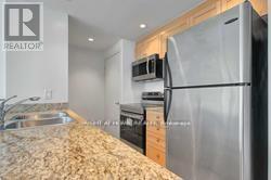 905 - 218 Queens Quay W, Toronto, Ontario  M5J 2Y6 - Photo 7 - C12731510