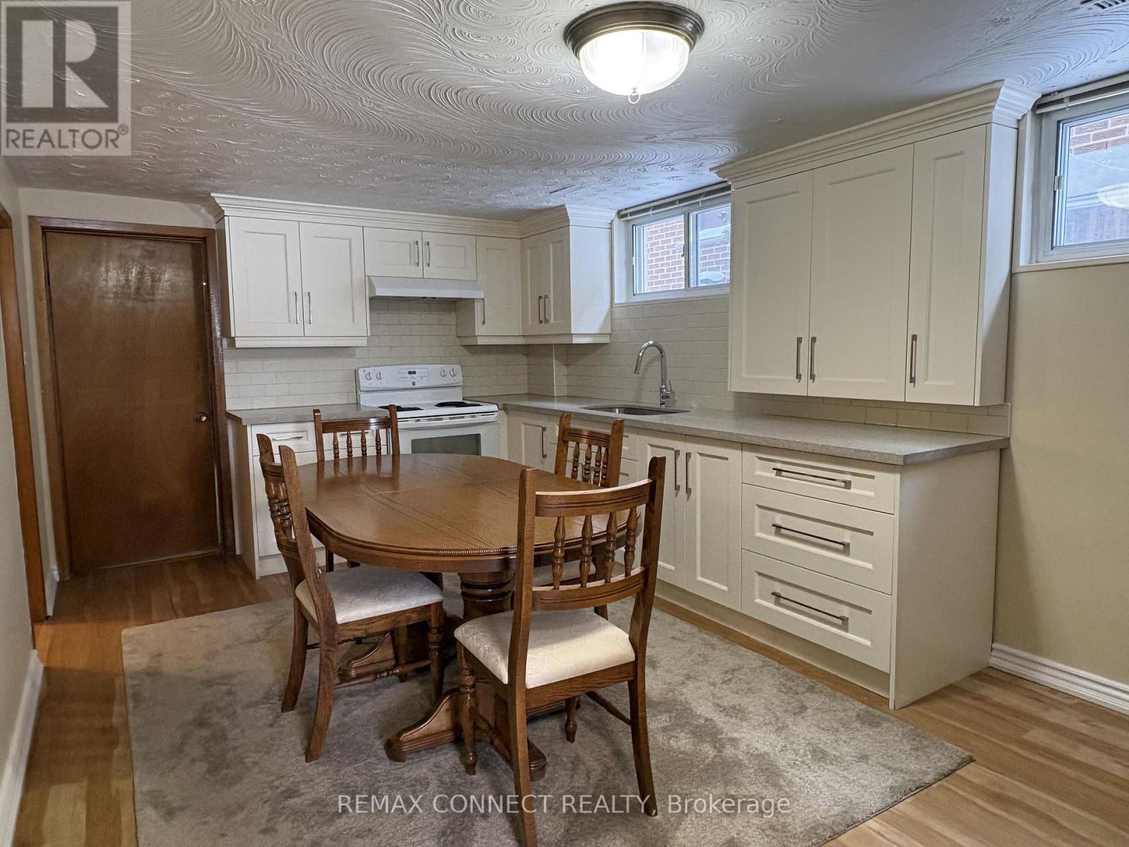 Lower - 61 Navaho Drive, Toronto, Ontario  M2H 2X2 - Photo 4 - C12731536