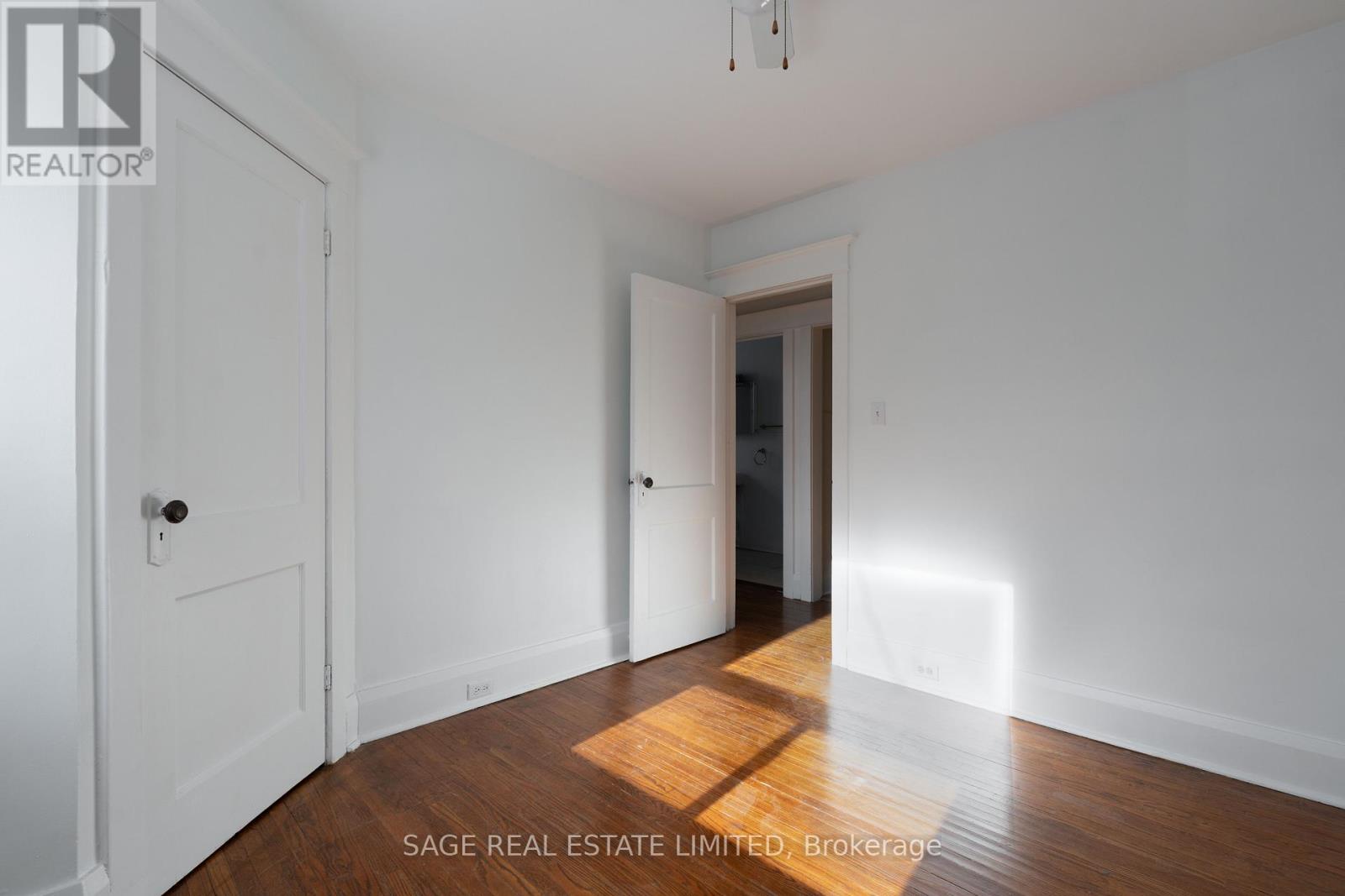 A - 764 Coxwell Avenue, Toronto, Ontario  M4C 3C7 - Photo 11 - E12731476