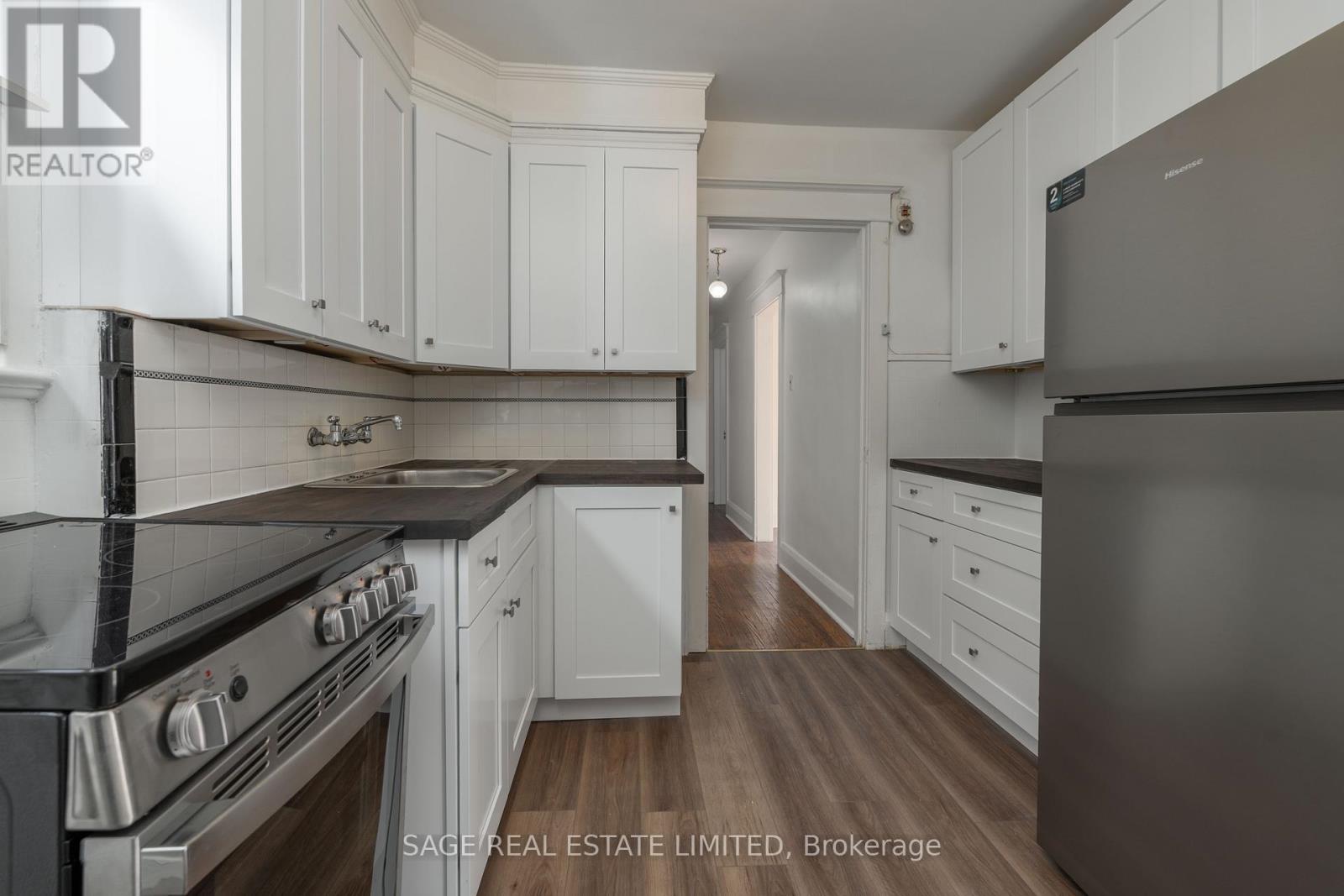 A - 764 Coxwell Avenue, Toronto, Ontario  M4C 3C7 - Photo 3 - E12731476