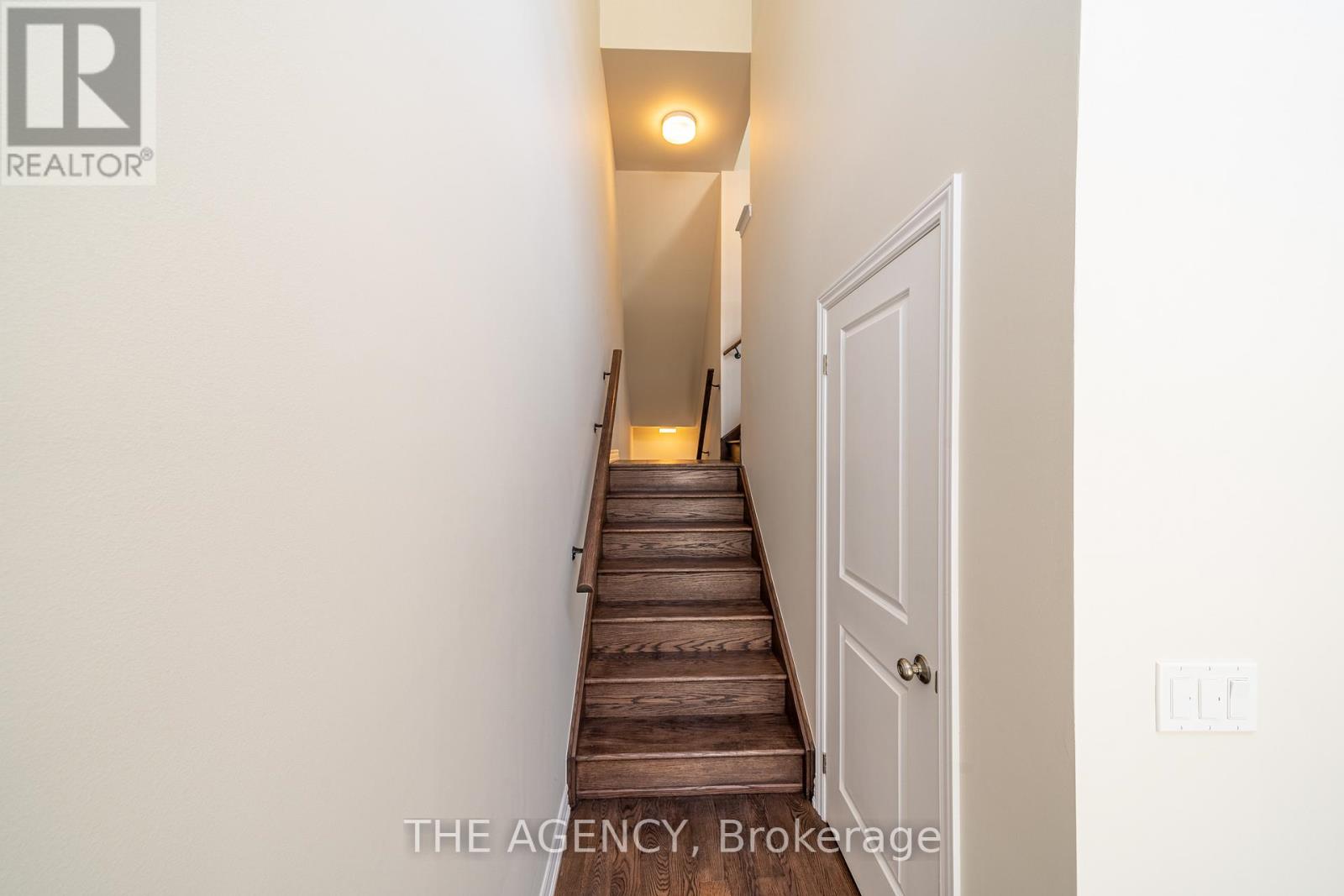 56 Douet Lane, Ajax, Ontario  L1Z 0V4 - Photo 3 - E12731488