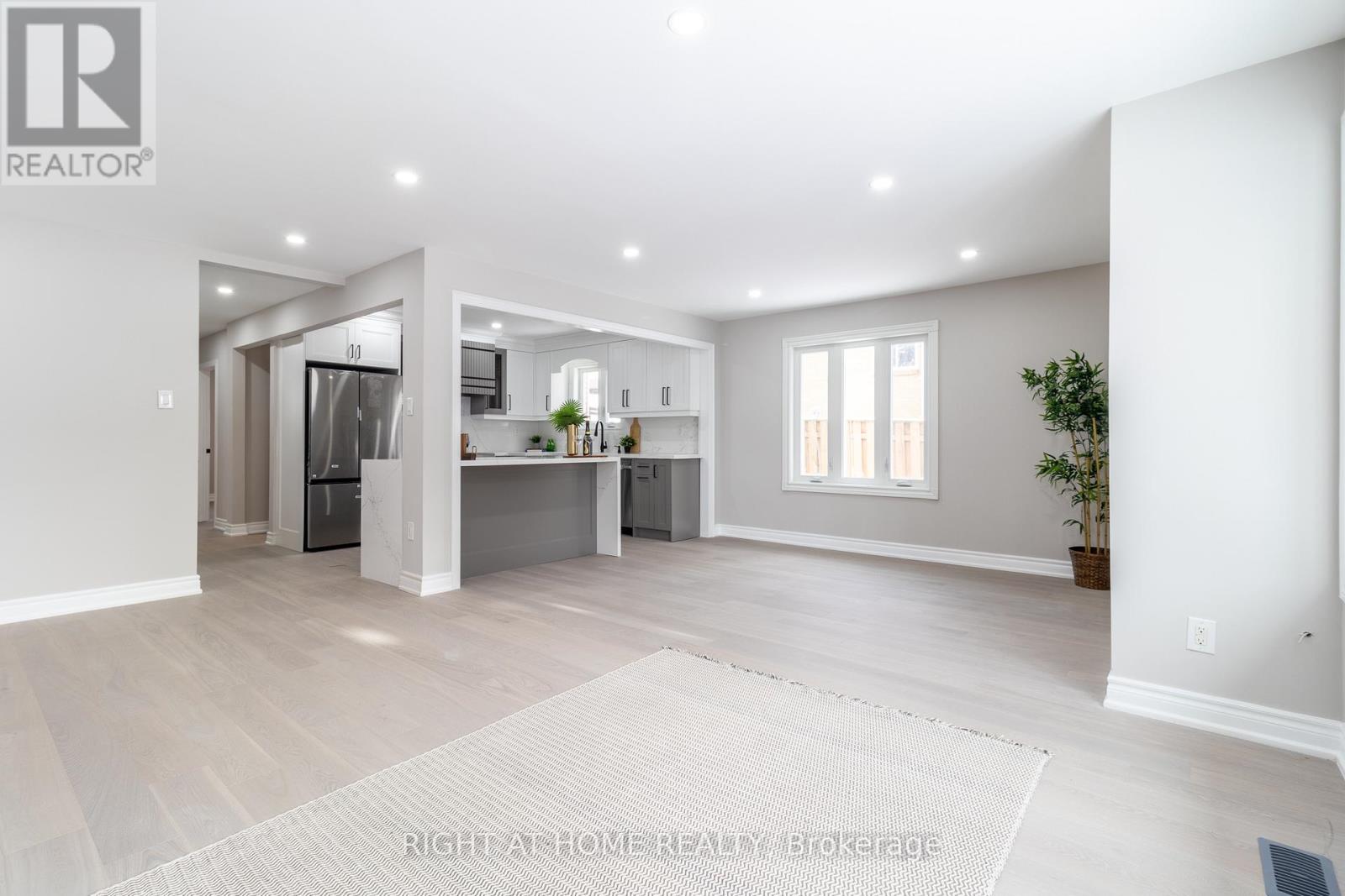 36 Belyea Crescent, Toronto, Ontario  M1J 1V7 - Photo 12 - E12731496