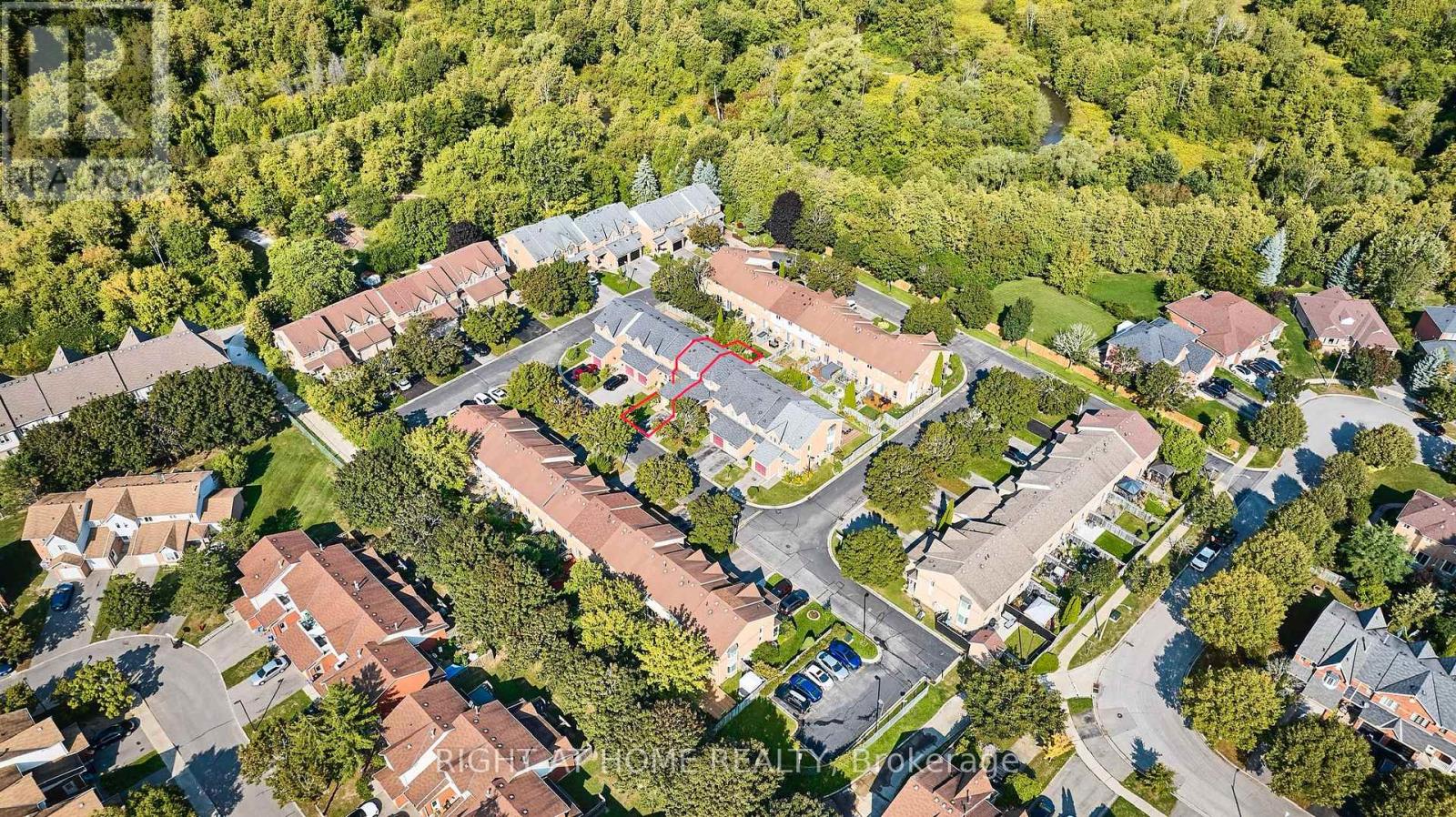 25 Macintyre Lane, Ajax, Ontario  L1T 3X4 - Photo 2 - E12731542