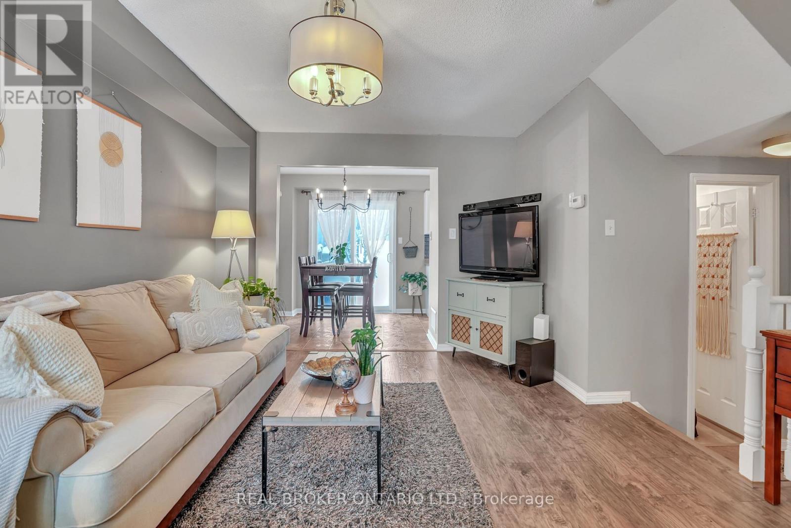 389 Ferndale Drive S, Barrie, Ontario  L4N 0M1 - Photo 4 - S12731516