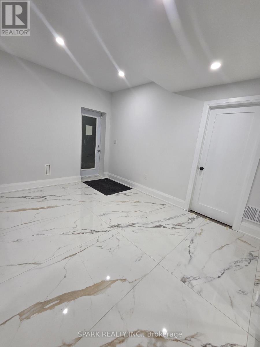 Basement - 1432 Yellow Rose Circle, Oakville, Ontario  L6M 5L2 - Photo 6 - W12731486