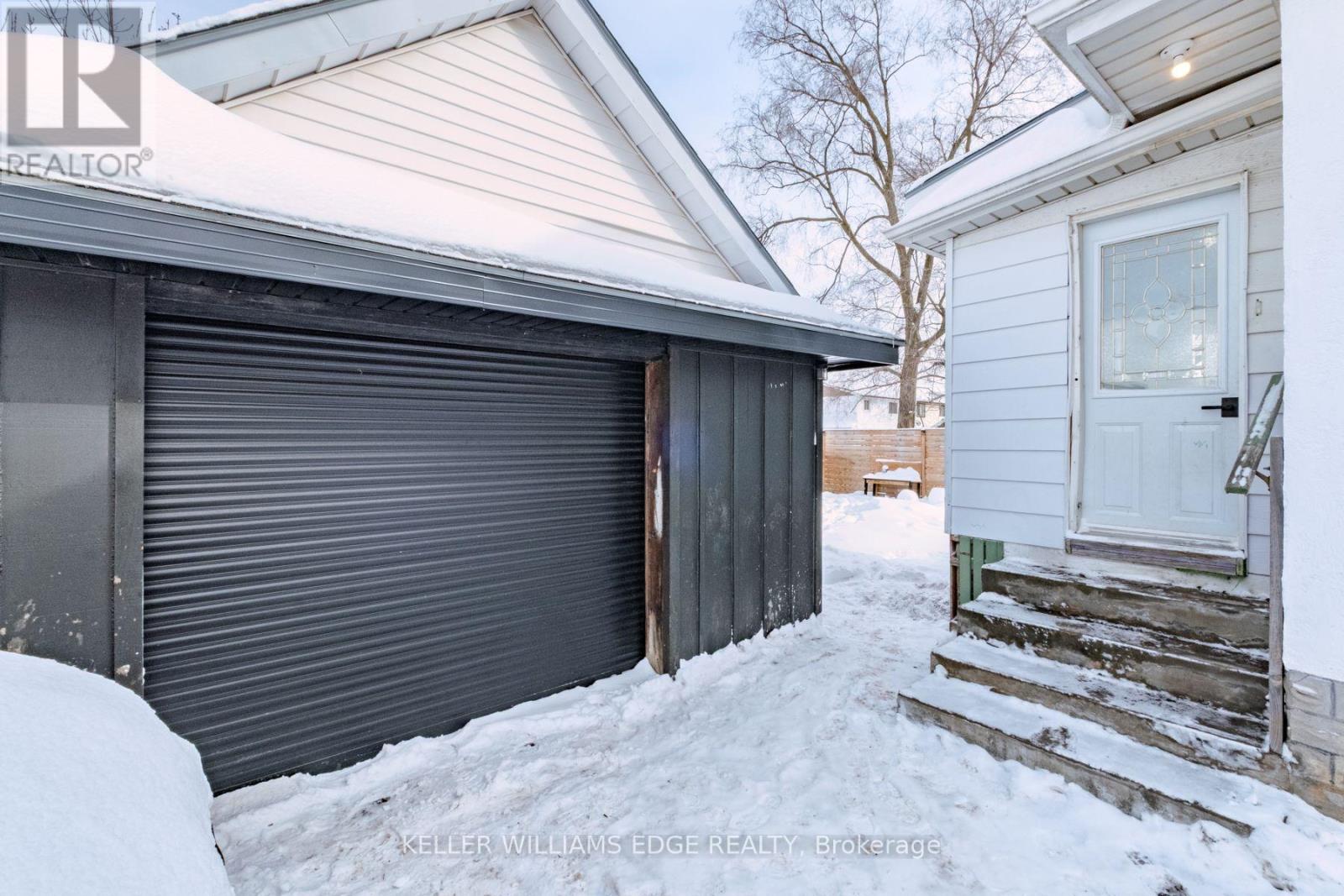 79 Wood Street, Brantford, Ontario  N3R 2L1 - Photo 9 - X12731552