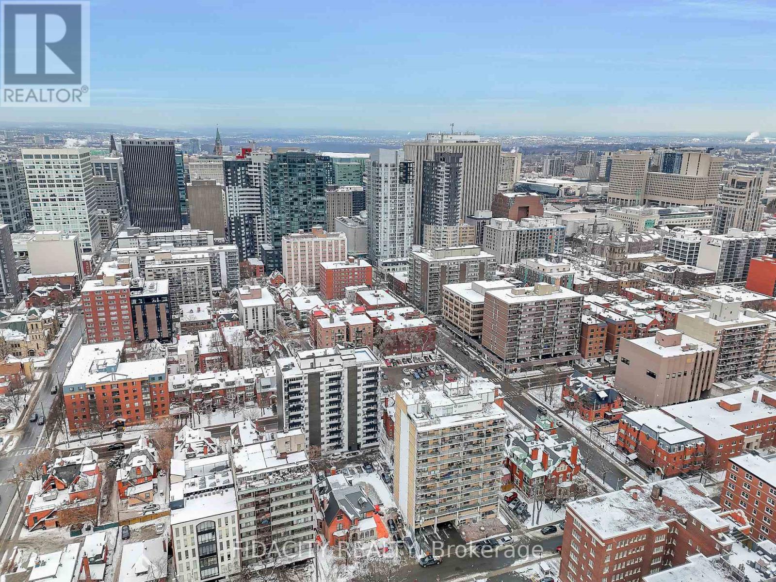 330 Gilmour Street, Ottawa, Ontario  K2P 2P6 - Photo 5 - X12731588