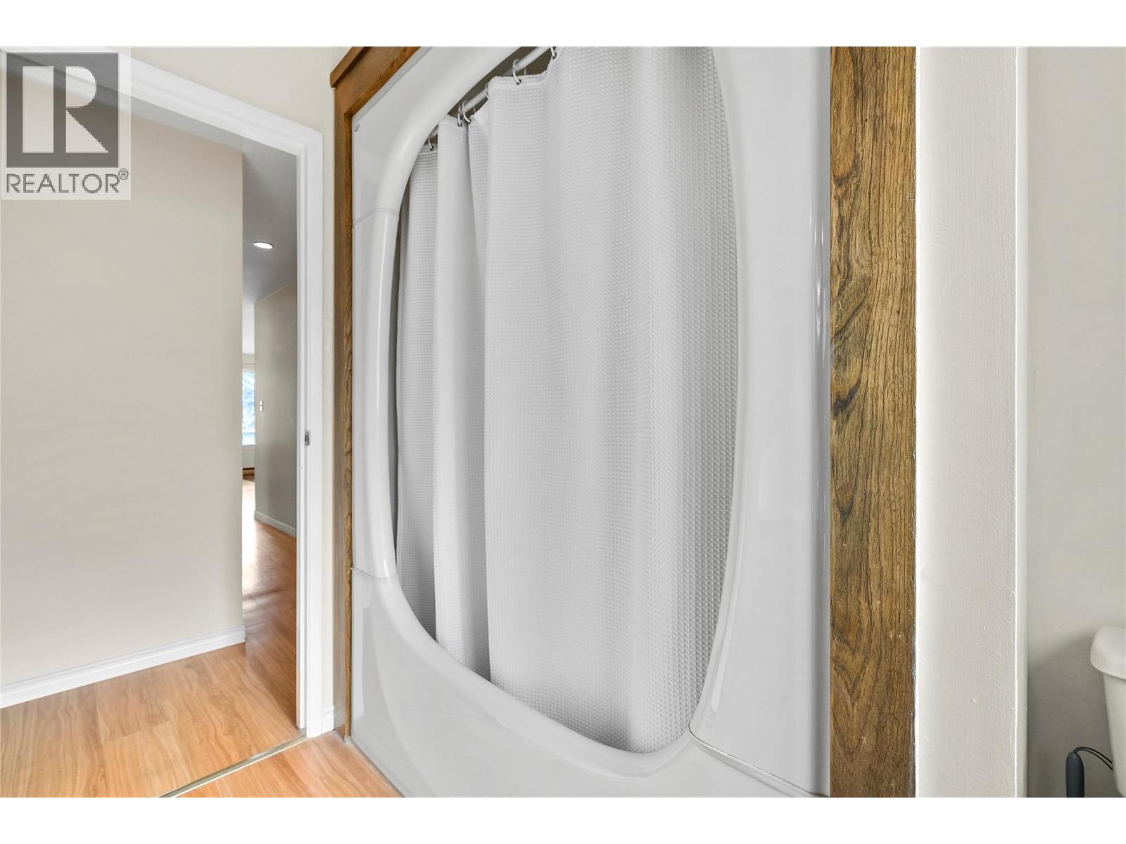 1225 Bay Drive, Chase, British Columbia  V0E 1M0 - Photo 15 - 10373847