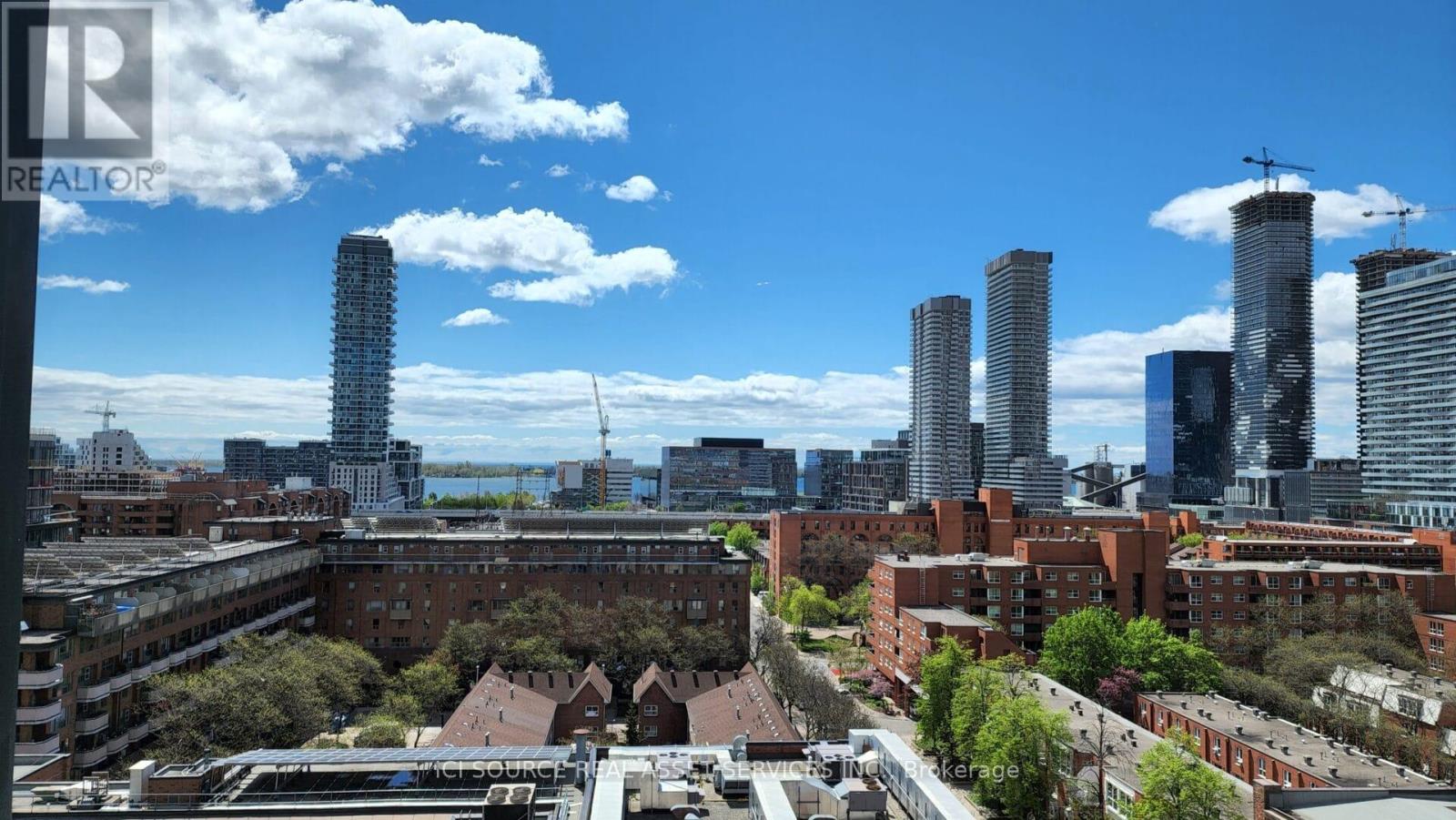 1001 - 158 Front Street E, Toronto, Ontario  M5A 0K9 - Photo 2 - C12731560