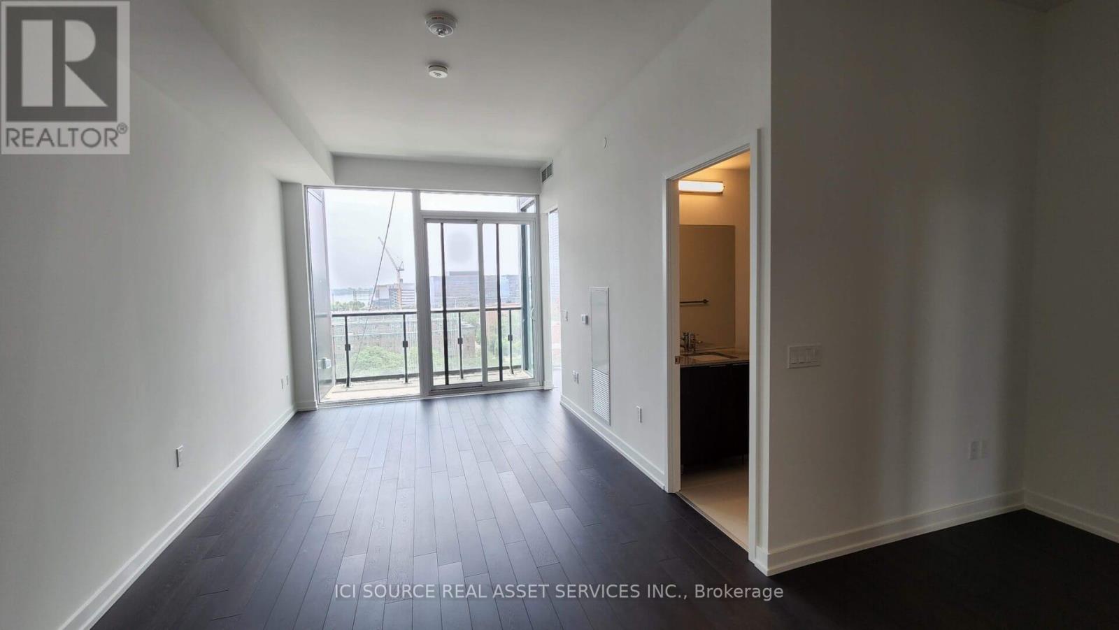 1001 - 158 Front Street E, Toronto, Ontario  M5A 0K9 - Photo 9 - C12731560