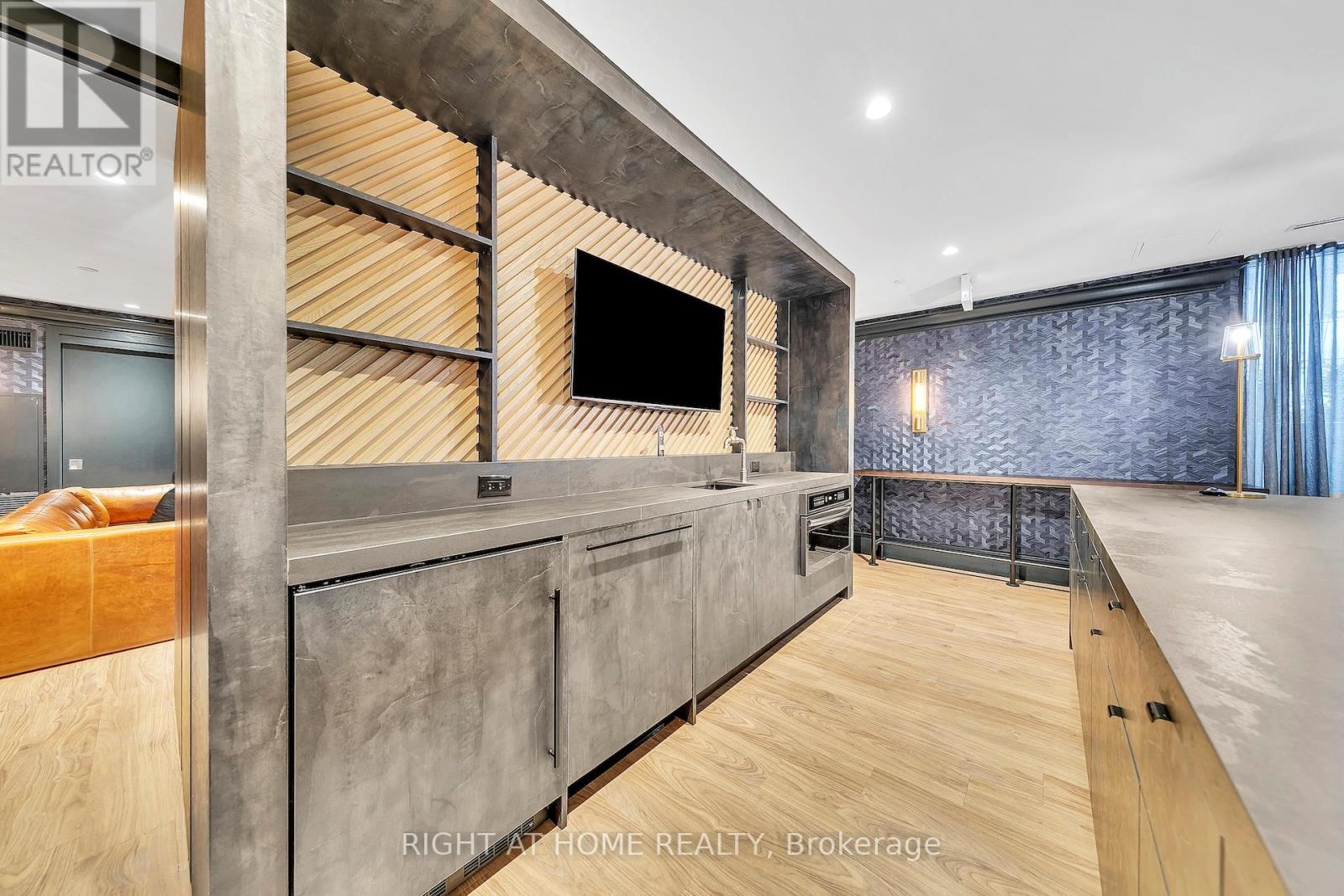 403 - 1285 Queen Street E, Toronto, Ontario  M4L 1C2 - Photo 21 - E12731556