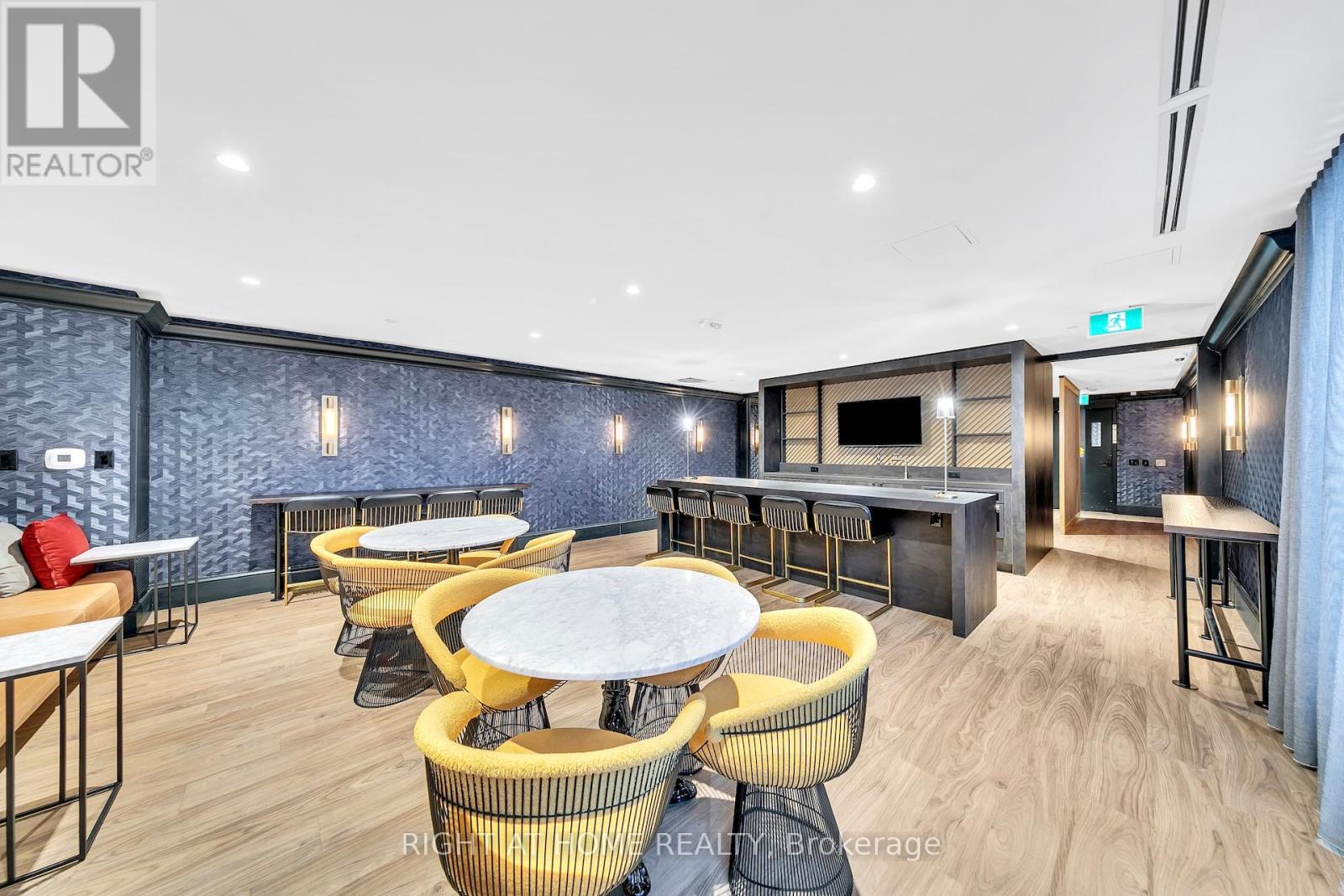 403 - 1285 Queen Street E, Toronto, Ontario  M4L 1C2 - Photo 25 - E12731556