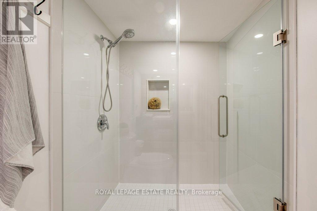 215 Pickering Street, Toronto, Ontario  M4E 3J9 - Photo 15 - E12731578