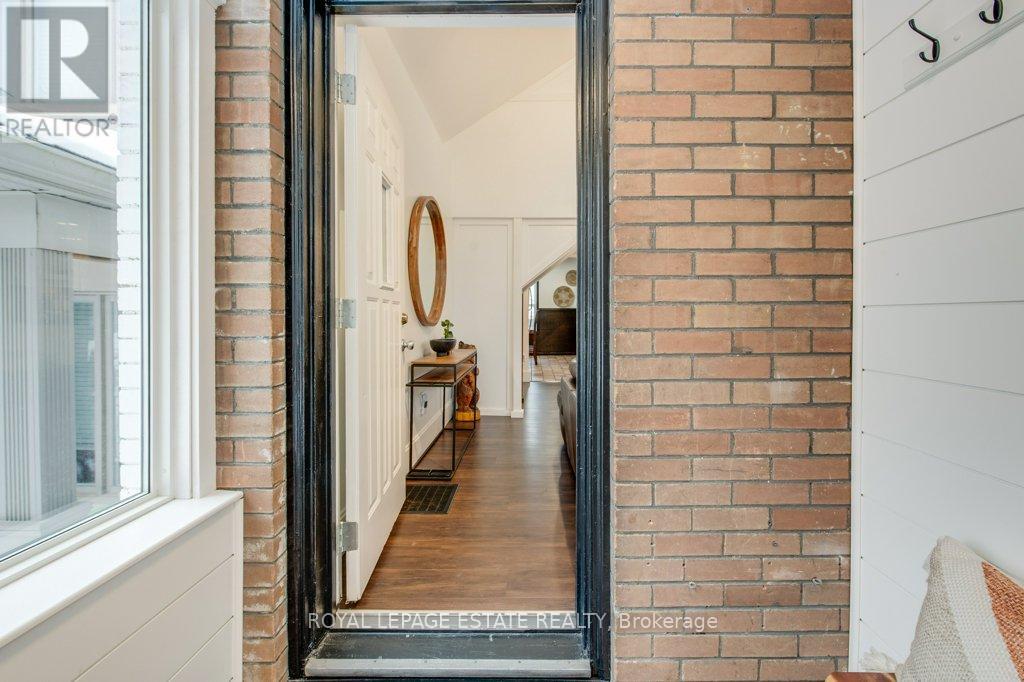 215 Pickering Street, Toronto, Ontario  M4E 3J9 - Photo 3 - E12731578