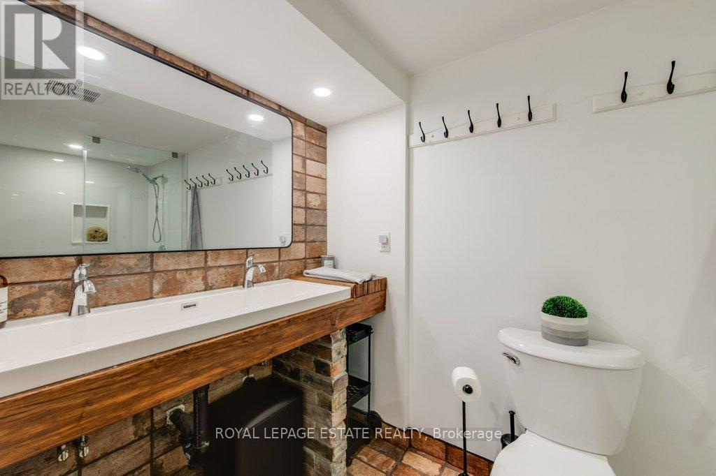 215 Pickering Street, Toronto, Ontario  M4E 3J9 - Photo 38 - E12731578