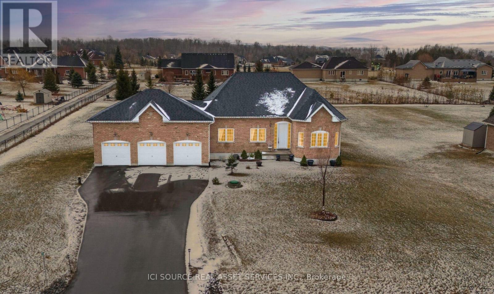 50 Songbird Crescent, Kawartha Lakes, Ontario  K9V 0A9 - Photo 2 - X12731580