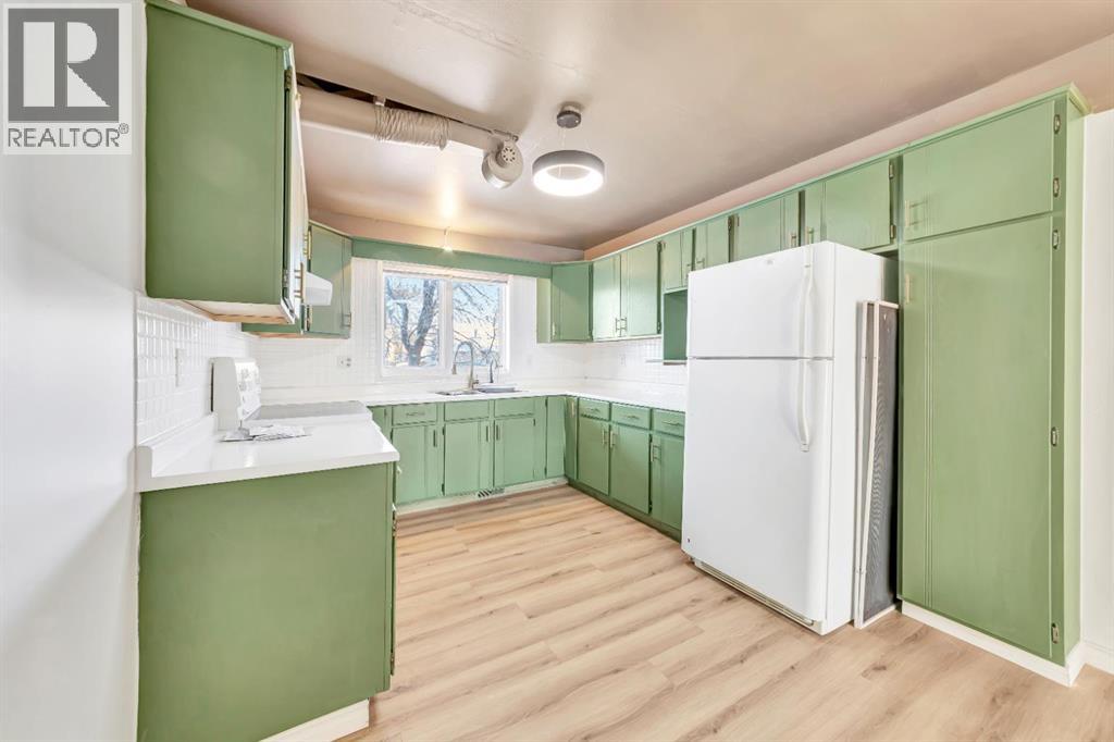 5703 31 Street, Lloydminster, Alberta  T9V 1W4 - Photo 12 - A2281146