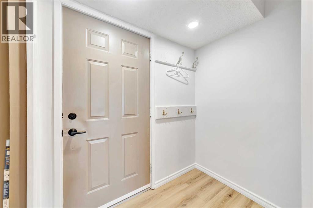 5703 31 Street, Lloydminster, Alberta  T9V 1W4 - Photo 3 - A2281146