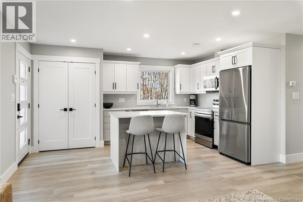 46 - 48 Heron, Bouctouche, New Brunswick  E4S 0E3 - Photo 2 - NB132669