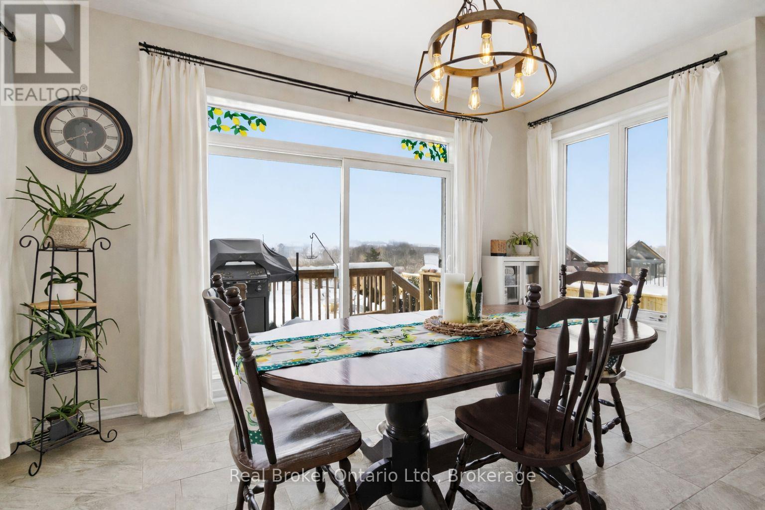 298 Dolman Street, Woolwich, Ontario  N0B 1M0 - Photo 10 - X12731596