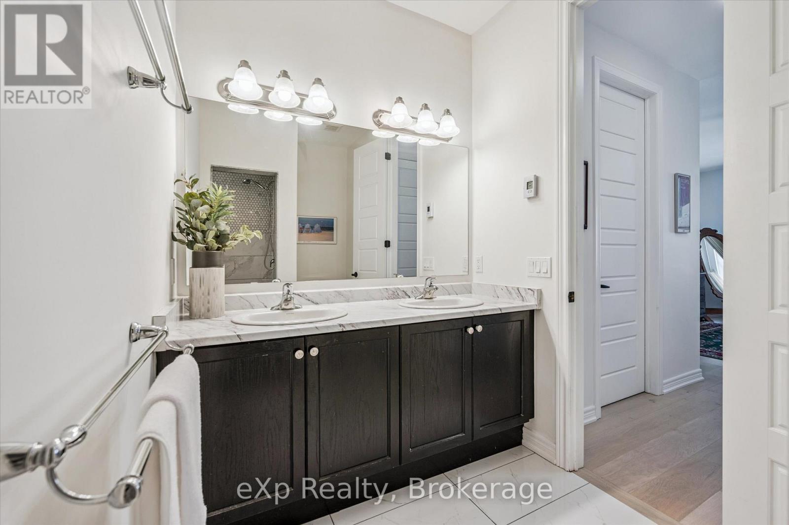 26 Middleton Avenue, Centre Wellington, Ontario  N1M 0G2 - Photo 22 - X12731598