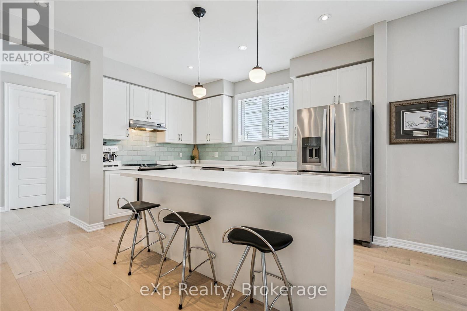 26 Middleton Avenue, Centre Wellington, Ontario  N1M 0G2 - Photo 6 - X12731598