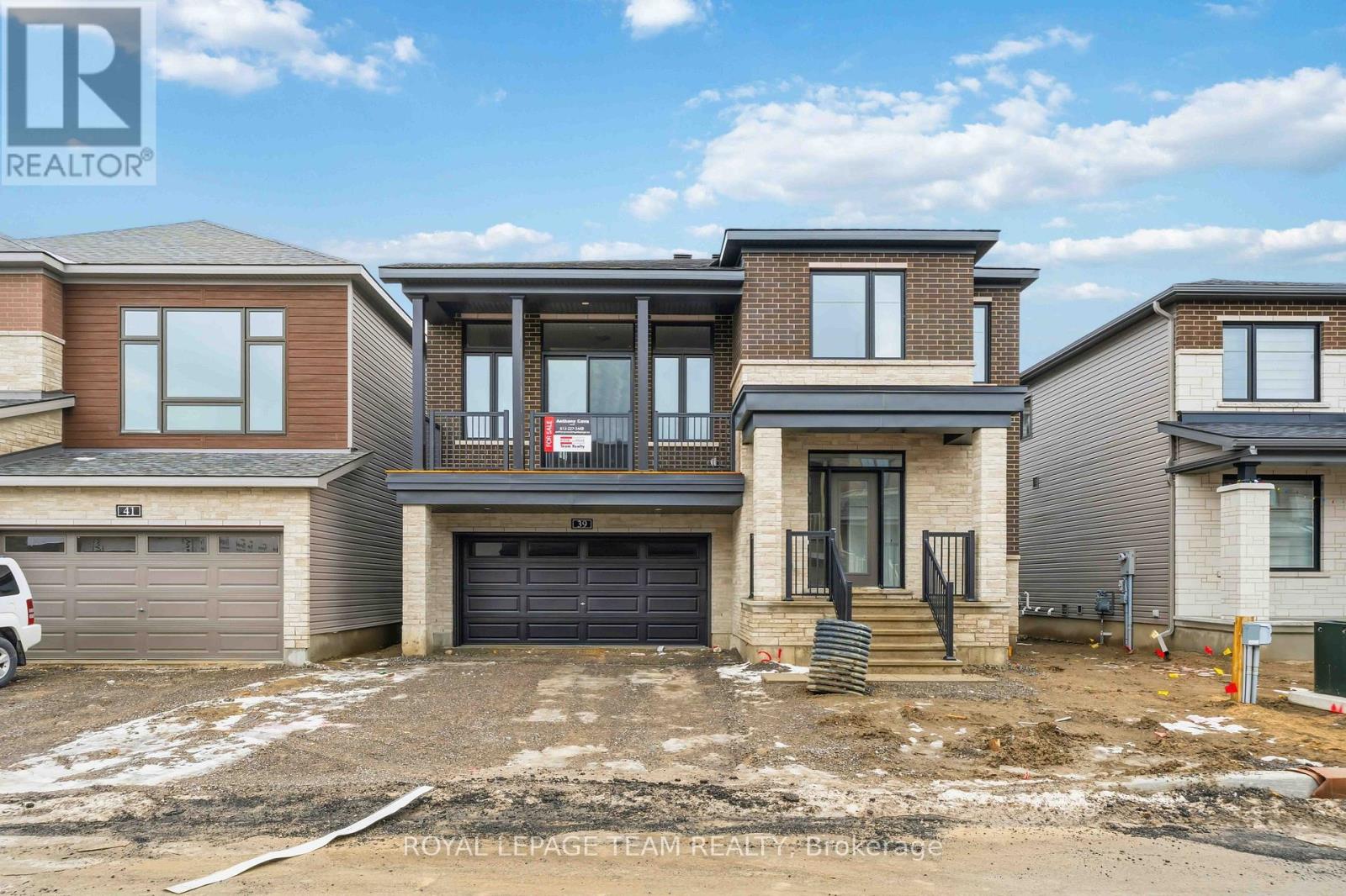 39 OSLER STREET, Ottawa, Ontario