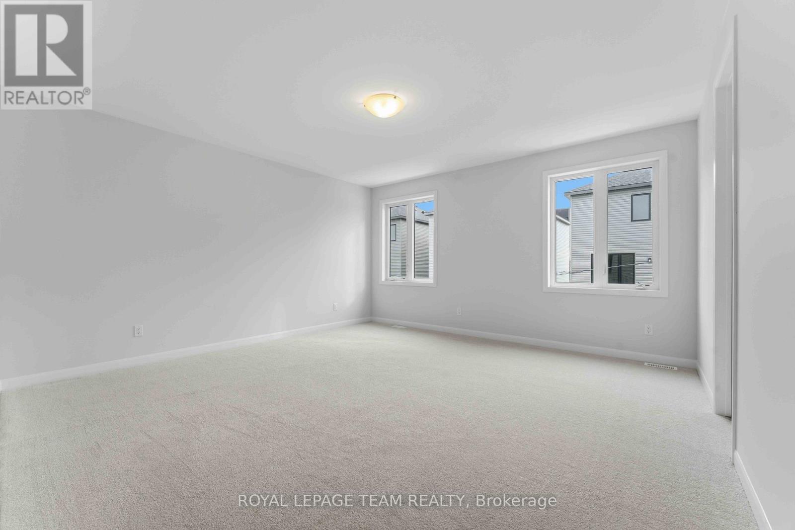 39 Osler Street, Ottawa, Ontario  K2W 0L9 - Photo 12 - X12145429