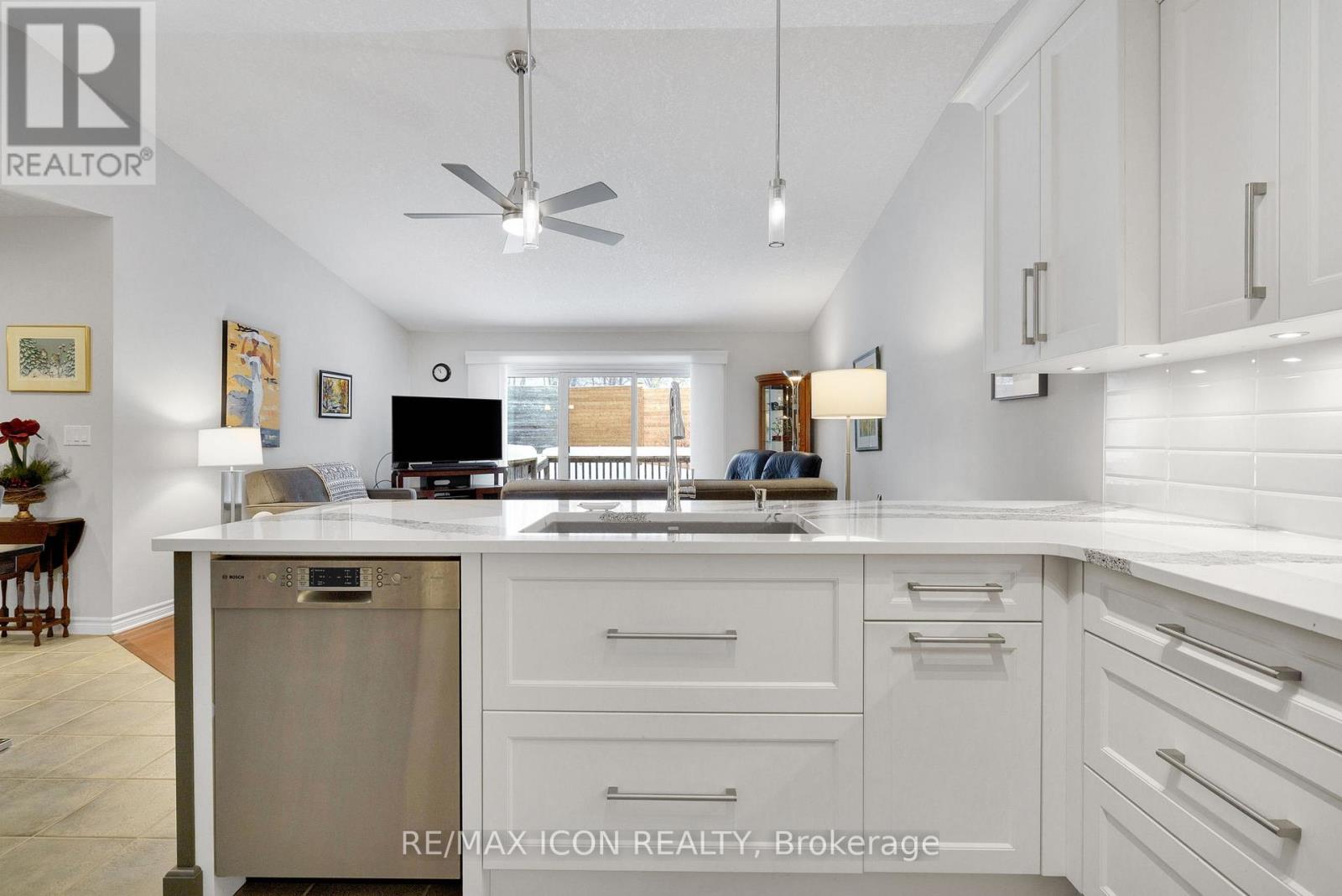 35 - 1241 Beaverbrook Avenue, London North, Ontario  N6H 5P1 - Photo 12 - X12731594