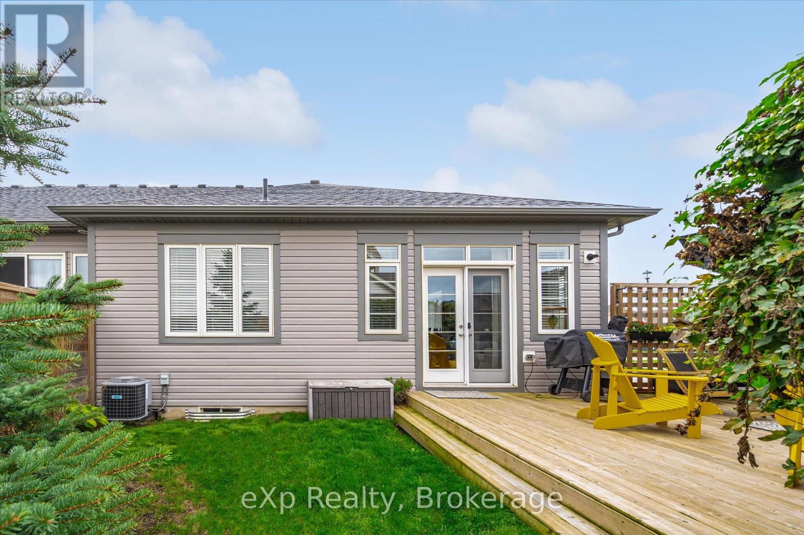 26 Middleton Avenue, Centre Wellington, Ontario  N1M 0G2 - Photo 35 - X12731598
