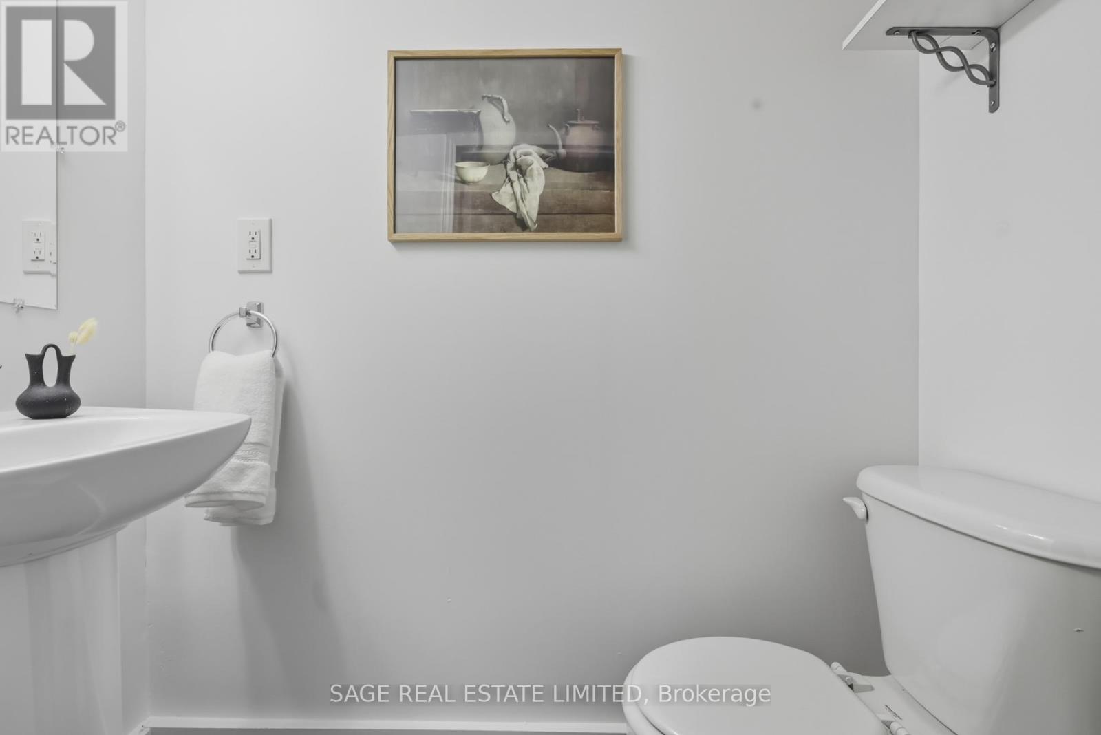 193 Gainsborough Road, Toronto, Ontario  M4L 3C5 - Photo 29 - E12731608