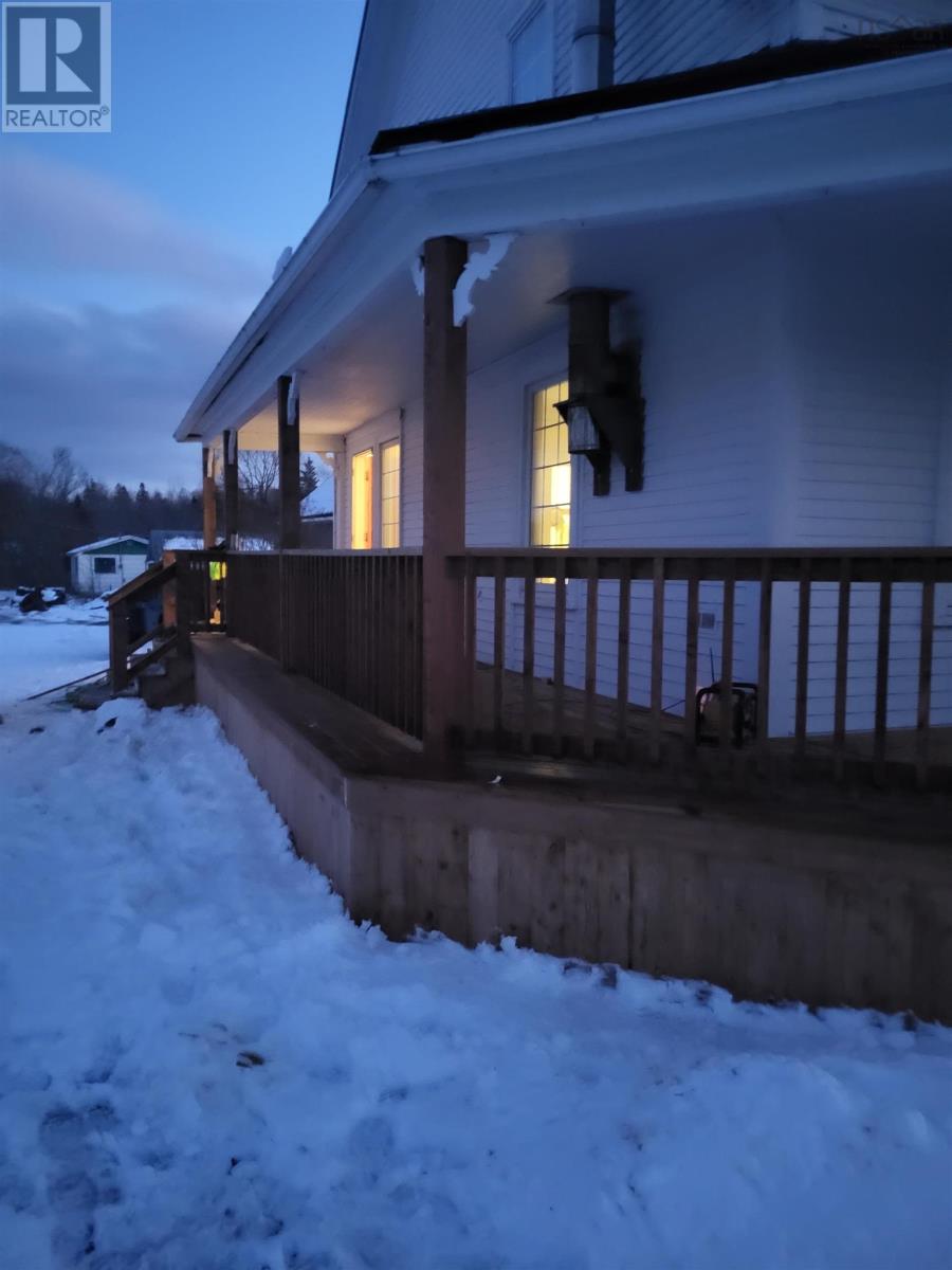 2133 New Cheverie Road, Cheverie, Nova Scotia  B0N 2A0 - Photo 3 - 202514479