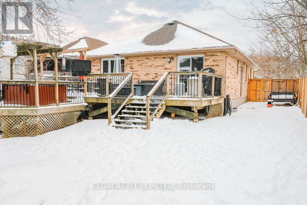 599 Wellington Street, St. Thomas, Ontario  N5R 6G4 - Photo 22 - X12731676