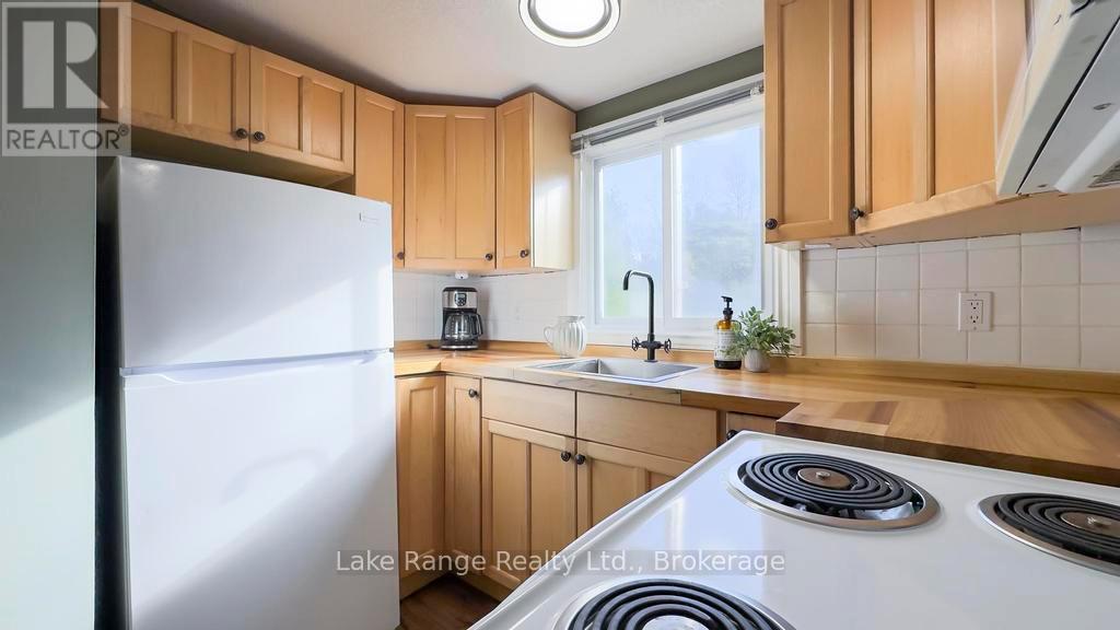 900 Victoria Road, Huron-Kinloss, Ontario  N0G 2R0 - Photo 26 - X12731648