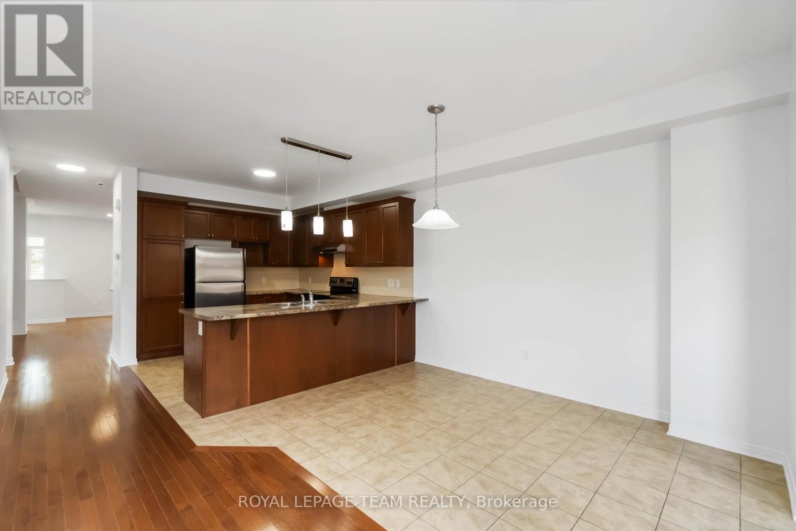 349 Sweetflag Street, Ottawa, Ontario  K2J 5A3 - Photo 12 - X12731632