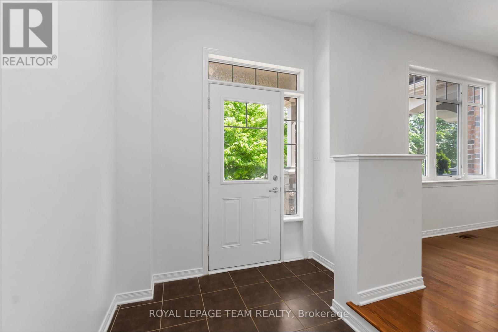 349 Sweetflag Street, Ottawa, Ontario  K2J 5A3 - Photo 4 - X12731632