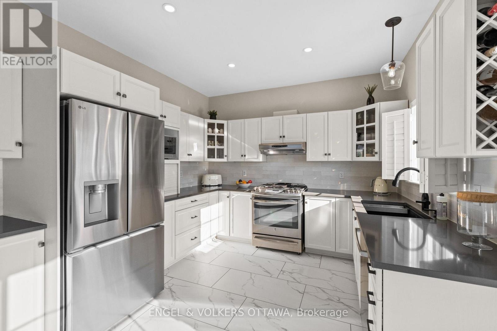 406 Keith Crescent, Ottawa, Ontario  K1W 0A2 - Photo 12 - X12731658