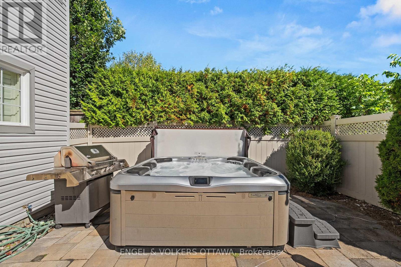 406 Keith Crescent, Ottawa, Ontario  K1W 0A2 - Photo 45 - X12731658